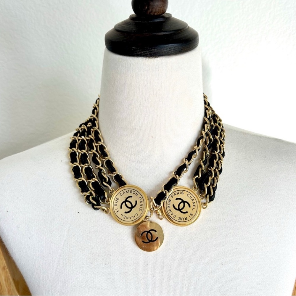 Vintage 1995 Chain link Chanel Belt - Picture 6 of 6